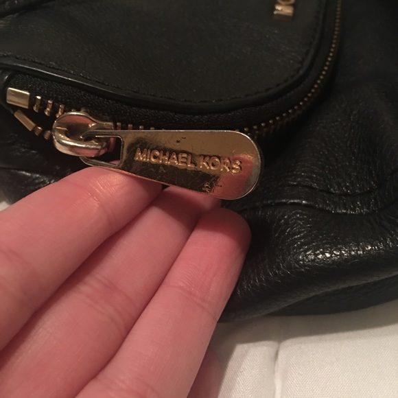 Michael Kors crossbody - Picture 2 of 7